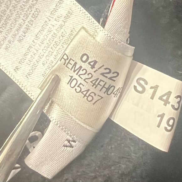 Reebok 2XL Black Pullover Hoodie Big Logo Gym Streetwear Unisex - Picture 8 of 10